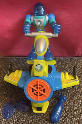 Fisher - Price Planet Heroes Neptune " Tune " & Airzooka His Vehicle 2007