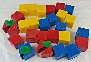 Vintage Tupperware Busy Blocks W/toy Figures Complete With 26 Alphabet Letters