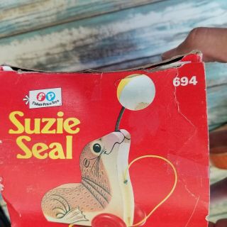 Vintage 1978 Fisher Price Suzie Seal Wooden Pull Toy 694 Box 2