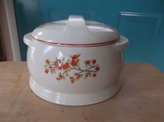 Vintage Universal Potteries Covered Casserole Dish With Berry Design