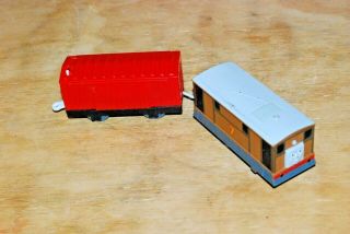 2012 Mattel Trackmaster Toby Motorized Train With Tender.  Thomas And Friends.