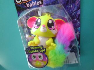 Lil Gleemerz Babies Yellow Pet Rainbow Tail Sounds Light Up Tummy Big Eyes