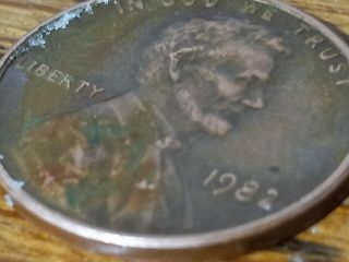 1982 Small Date Lincoln Memorial Copper Cent Penny DDO it is a error penny no 2