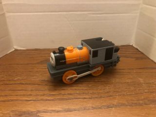 Thomas & Friends 2009 Trackmaster Motorized Dash Train Engine Mattel