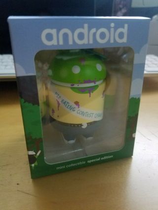 " Tech Intern 2018 " Android Mini Collectible Google Special Edition Figure