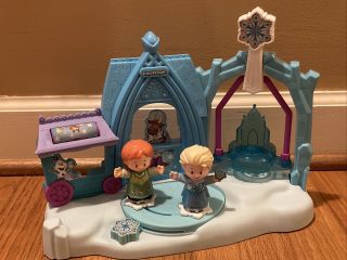 Disney Frozen Fisher Price Little People Arendelle Winter Wonderland,  Elsa Anna