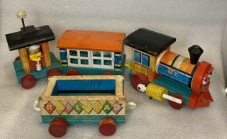 Vintage Fisher Price Little People Huffy Puffy Wood Train - 4 Cars - Child 