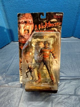 Mcfarlane Toys Movie Maniacs Nightmare On Elm Street Freddy Action Figure