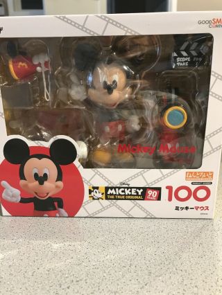 Disney Mickey The True 90 Years Mickey Mouse Director Figurine Set
