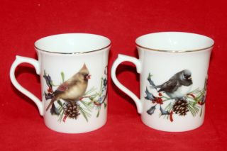 Lenox Winter Greetings Set Of 2 Bird Mugs Cardinals Cedar Waxwing Junco