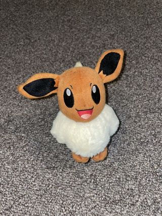 Nintendo Pokémon Eevee Fox Plush Stuffed Animal Tomy Official 2016 Collectible