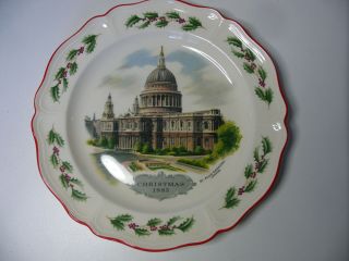 Wedgwood Etruria St Pauls Cathedral 1983 Christmas China Ceramic Collector Plate