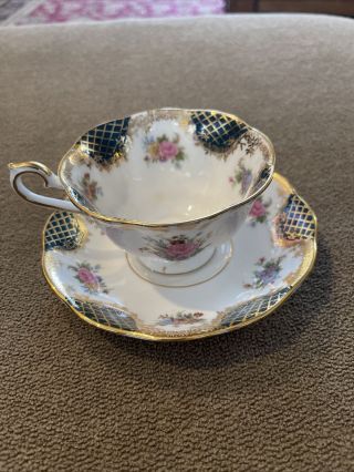 Vintage Royal Albert Bone China Cleopatra Empress Series Tea Cup And Saucer (ns)