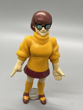 1999 Hanna Barbera Scooby Doo 4.  5” Velma Bend - Ems Bendable Figure,  Wb Loose