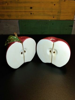 Cic Harvest Fair Apples Design Salt And Pepper Shakers Susan Winget Awesome Cond