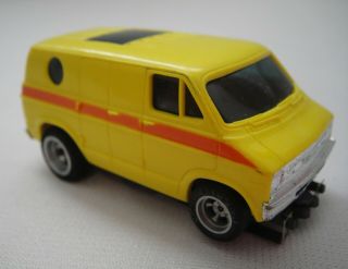 Vintage Aurora Afx Yellow Dodge Street Van Slot Car,  Sun Roof - Parts