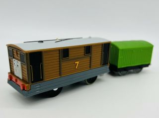 Toby The Tram & Boxcar Thomas & Friends Train Trackmaster Motorized Engine 2013