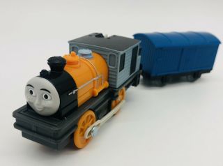 Dash & Boxcar Thomas & Friends Trackmaster Motorized Train Engine 2009 Mattel