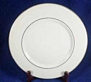 Fine Arts Classic Dignity Platinum Dinner Plate 10 5/8 "