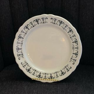 Homer Laughlin Dinner Plate White Black Scalloped Gothic Scroll Restaurant 10”