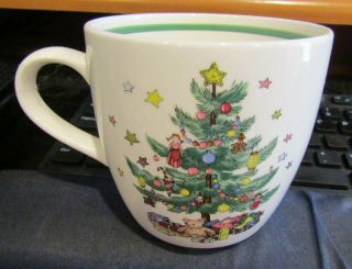 Nikko Happy Holidays Christmas Tree Tea Larger Coffee Cup,  Japan