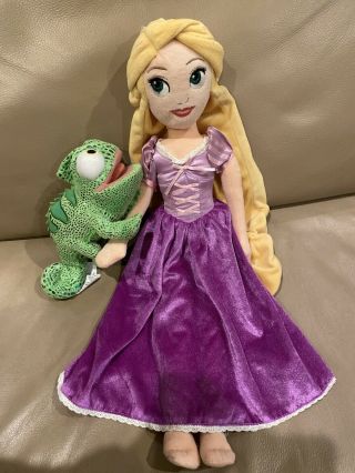 20” Disney Store Princess Rapunzel Tangled Doll & 8” Pascal Stuffed Plush Toy