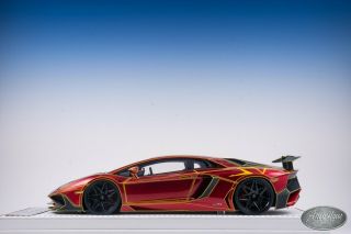 1/18 Davis & Giovanni Lamborghini Aventador Sv Red With Yellow Iron Man Tron