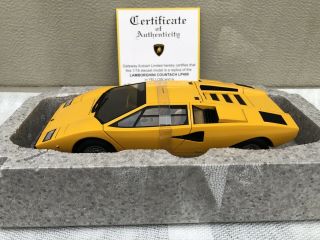 Autoart 1:18 Lamborghini Countach Lp400 Yellow Diecast Signature Series