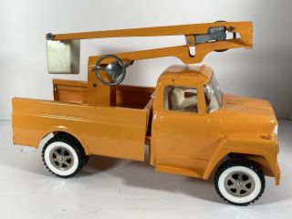 Vintage Ertl International Loadstar Utility Service Toy Truck Bucket Lift Rare