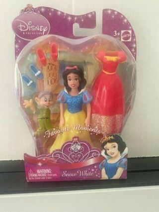 Snow White & Dopey Disney Princess Favorite Moments Polly Pocket Size, .