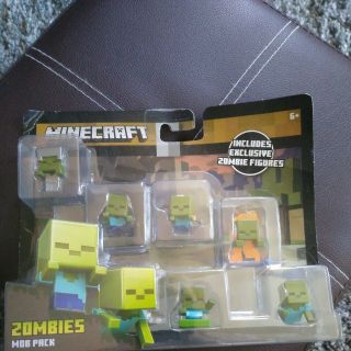 Minecraft Collectible Figures Set Zombies Mob Pack.  Exclusive Figures