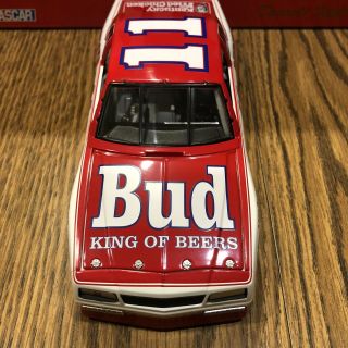 1983 - 1986 Darrell Waltrip 11 Budweiser/KFC 1:24 NASCAR Team Caliber Vintage MIB 5