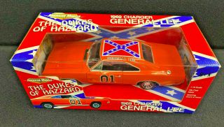 AMERICAN MUSCLE THE DUKES OF HAZZARD 1969 CHARGER GENERAL LEE 1:18 SCALE 3