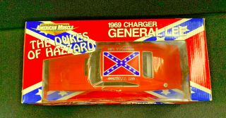 AMERICAN MUSCLE THE DUKES OF HAZZARD 1969 CHARGER GENERAL LEE 1:18 SCALE 4