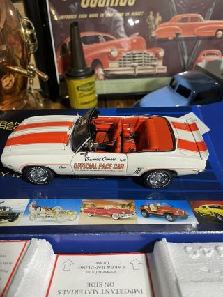Franklin Limited Edition 1969 Cheverlet Camaro Indy 500 Pace Car 1/24
