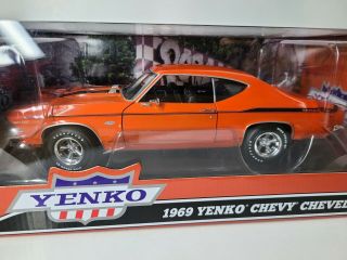 1969 Chevy Chevelle Yenko 427 Hardtop Orange Supercar 1/252 Nib Plain Roof