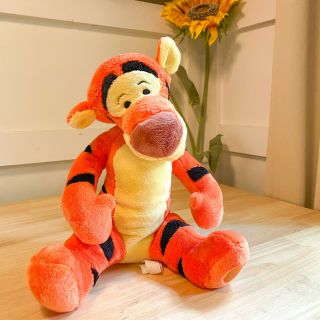 Disney Store Tigger 18 Inch Plush Toy Stuffed Plush From Winnie The Pooh