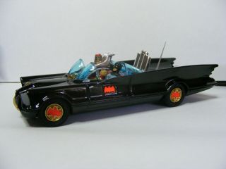 Corgi 267 Batmobile Red Bat Hubs With Tow Hook Gloss Black 1967