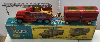 Corgi Gift Set 12 Chipperfields Crane Truck & Cage Iin Box.