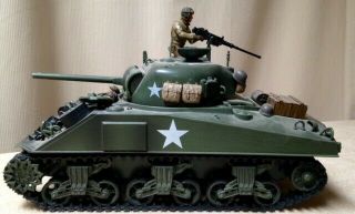Ultimate Soldier Xd Xtreme Detail 1:18 Wwii Us M4 Sherman Tank,  3 Figures/crew