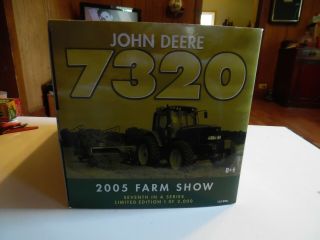 Ertl John Deere 7320 1/16 Scale 2005 Farm Show 1 Of 2000 7th In The Series