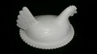 Vintage Hen / Chicken on a Nest White Milk Glass Indiana Glass Co 3