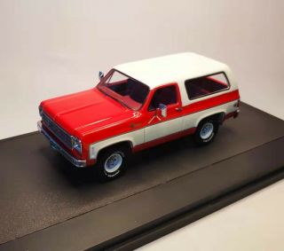 Resin Model Car 1/43 Matrix Chevrolet Blazer K5 4x4 1978 - Red,  White
