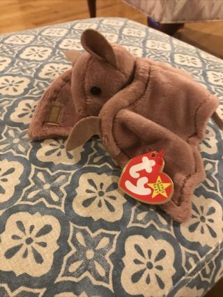 Ty Batty The Bat Beanie Baby - Brown.  1996.  With Tags In Tact.