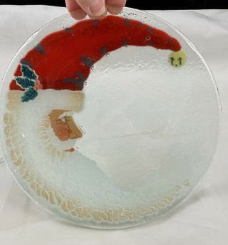 Peggy Karr Fused Art Glass Crescent Moon Santa Plate Christmas 7.  5”