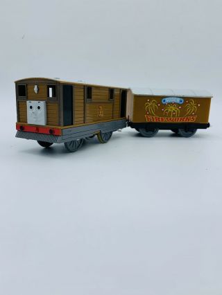 Thomas & Friends Trackmaster Toby & Fireworks Boxcar Cargo Car Motorized Train
