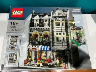 Lego Creator Green Grocer (10185) - - Complete W.  Mini Figs And Instruction