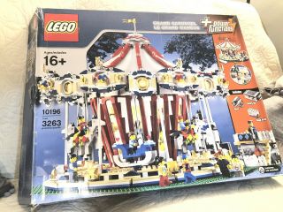 Lego Grand Carousel (10196) 100 Complete