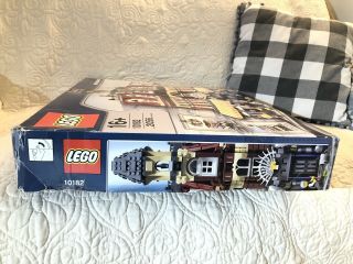 RETIRED LEGO Café Corner (10182) 100 Complete 5