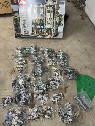 Lego Creator Green Grocer (10185) - New/opened Bags